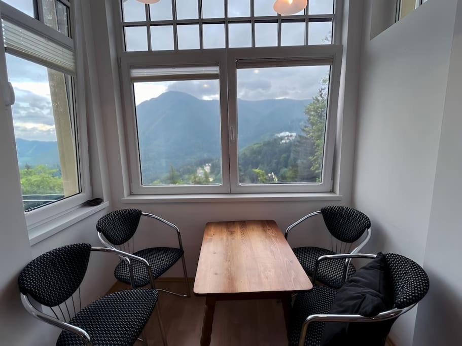 Villa Alexandercharmante Wohnung Mit Bergblick, Villa Alexander Semmering Exterior foto